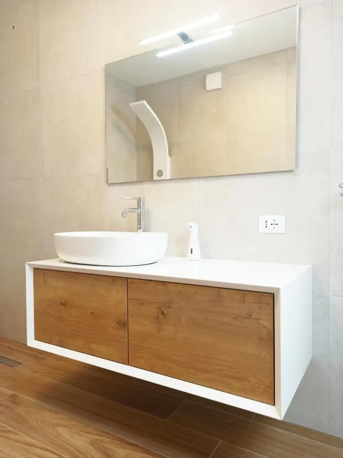 אורוסיי Guest House - La Bella Vita 0*,
