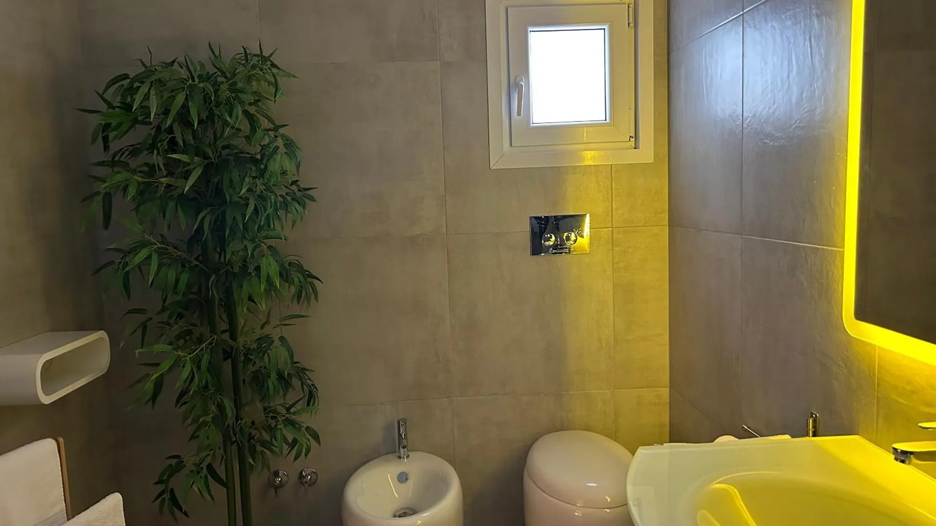 אורוסיי Guest House - La Bella Vita